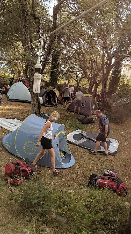 Camping Hotel The Sea Turtle Camp à Dhërmi